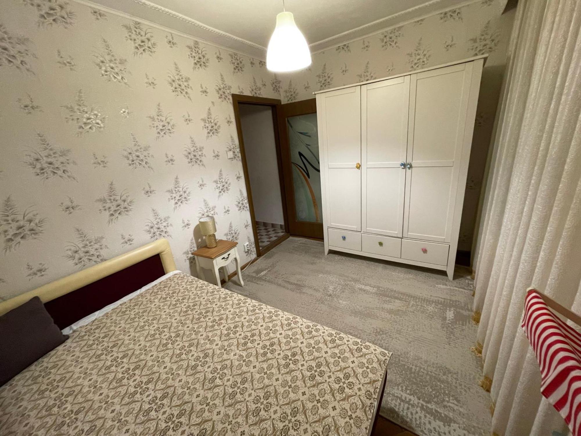 Downtown Apartment Крайова Экстерьер фото